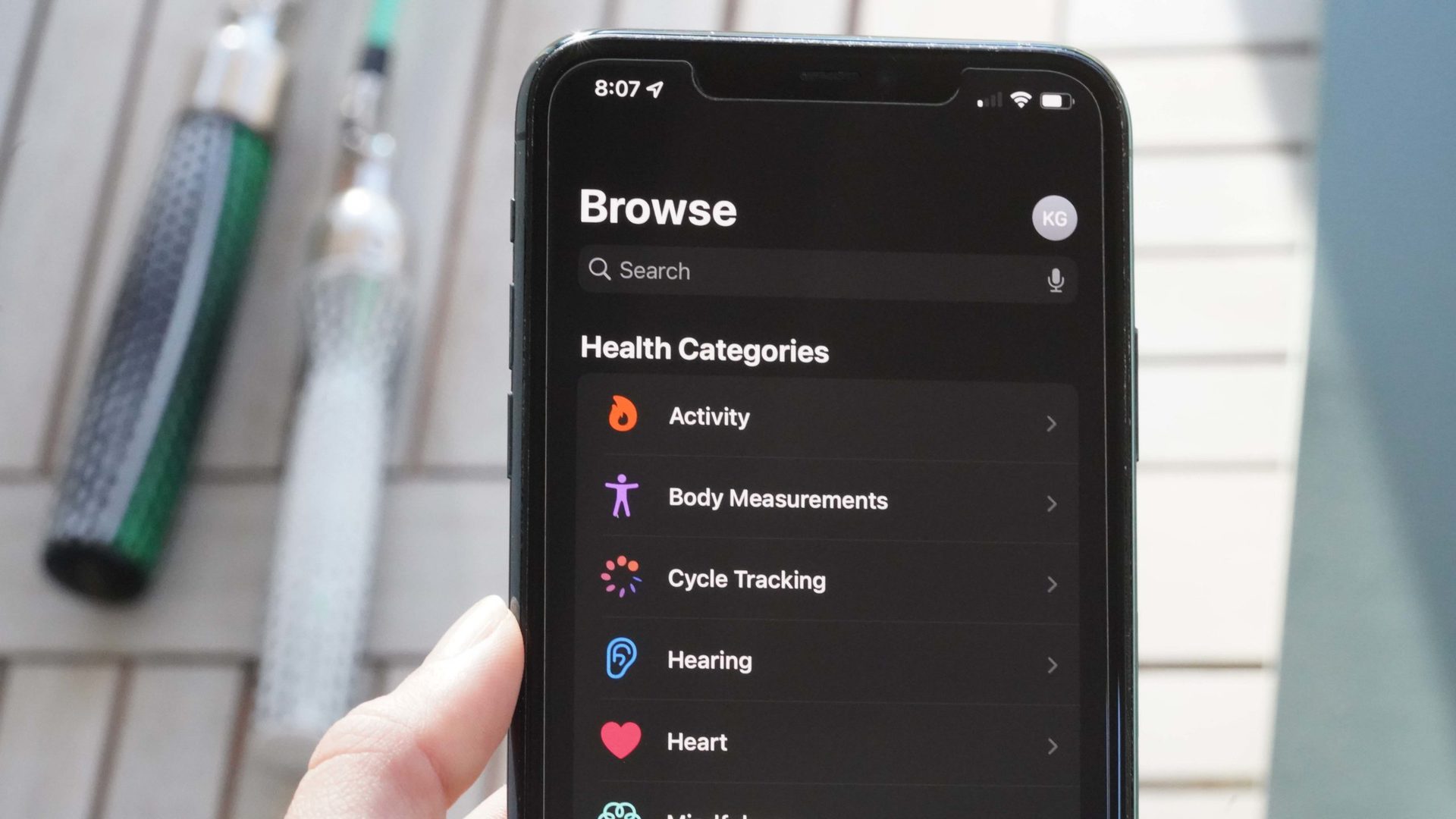 用戶在 Apple Health 的瀏覽選項卡中瀏覽健康類別。