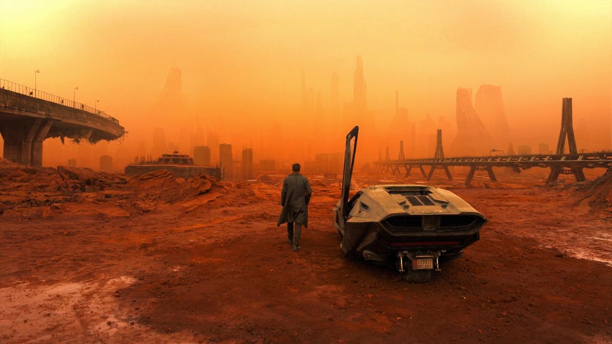 Ryan Gosling in a Future Dystopia in Blade Runner 2049