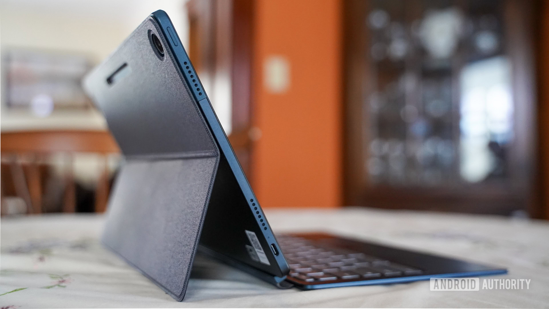 Lenovo IdeaPad Duet 5 Chromebook right rear angled profile