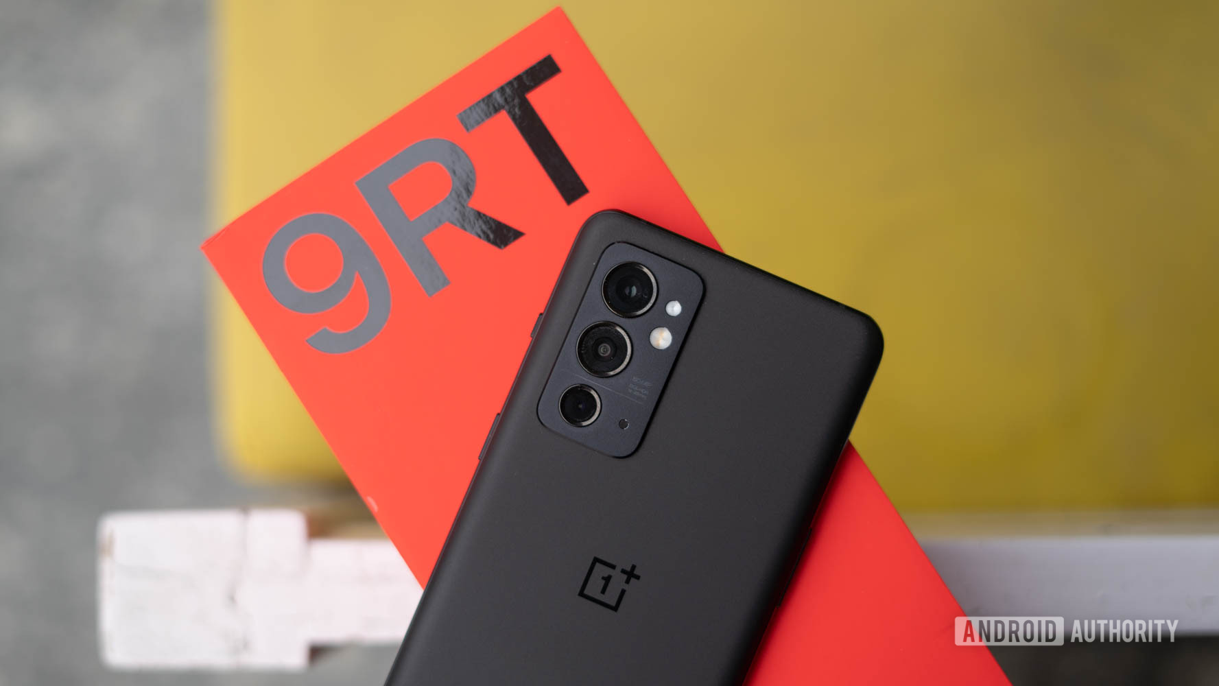 OnePlus 9RT close up of the camera modules