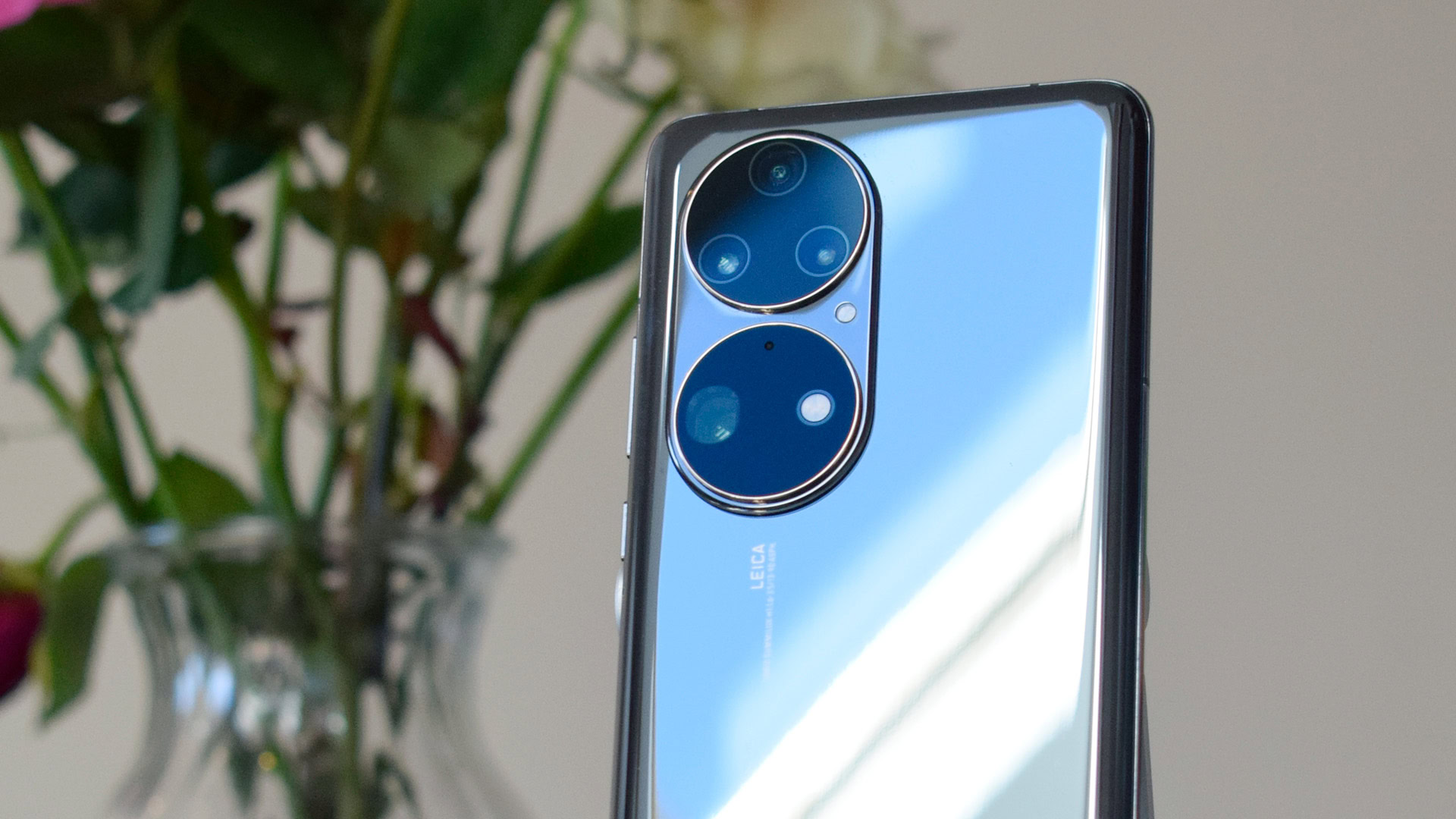 HUAWEI P50 Pro camera housing up close