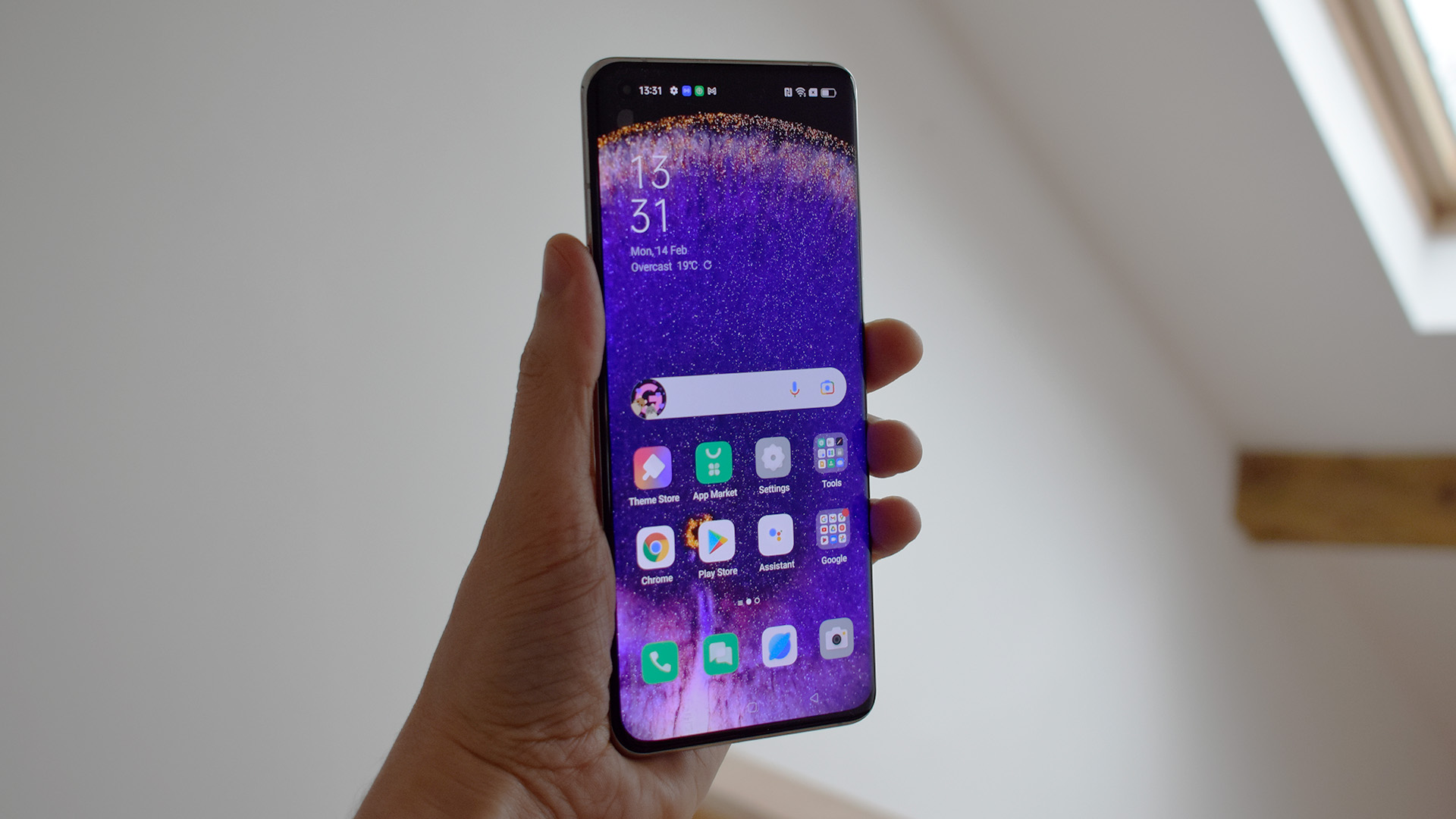 Oppo Find X5 Pro successful  manus  front