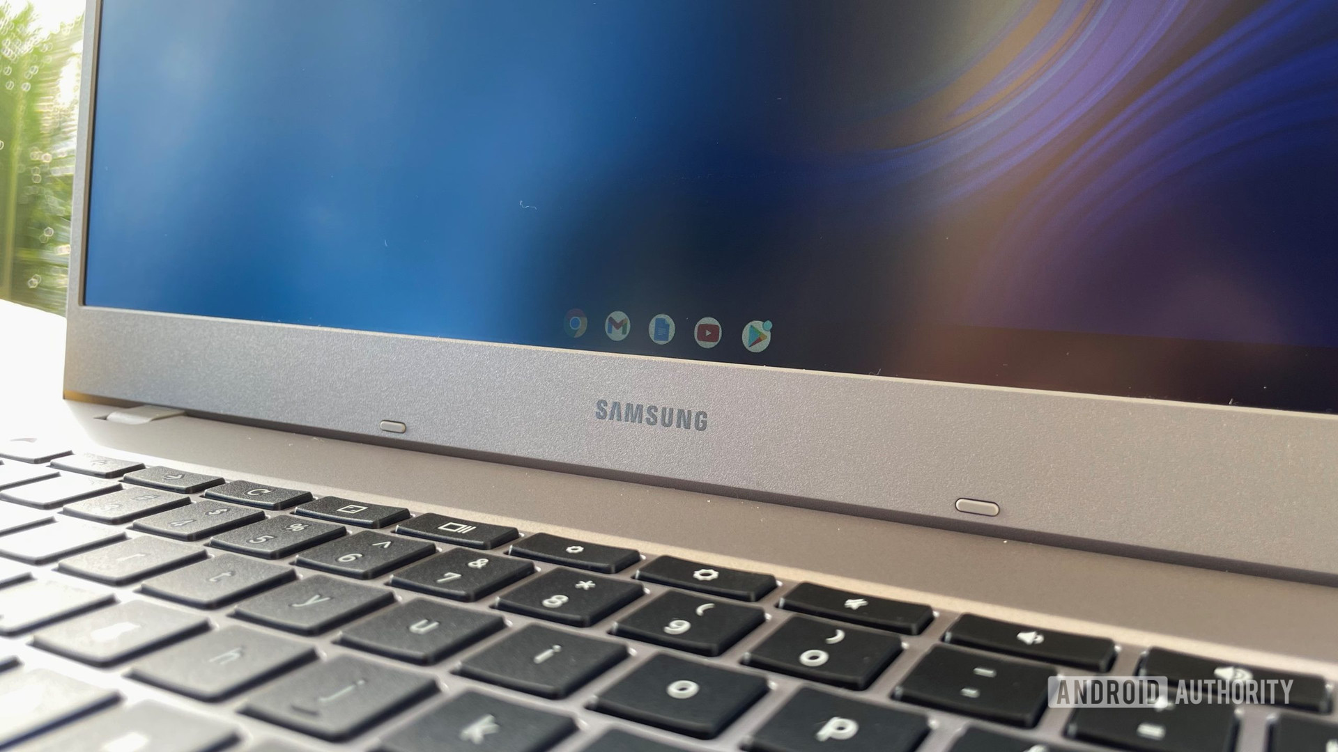 Samsung Chromebook 4 logo close up