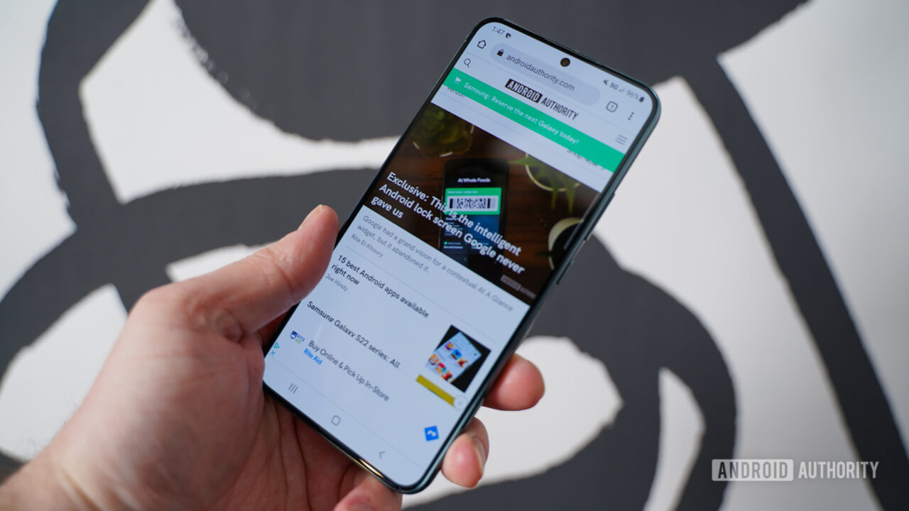 Google brings exclusive Android features to Samsung Galaxy S22, Tab S8