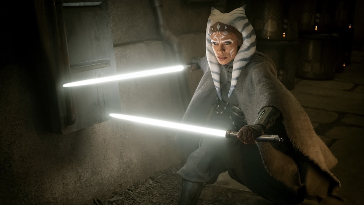 Ahsoka holds her two lightsabers in The Mandalorian - disney plus release schedule