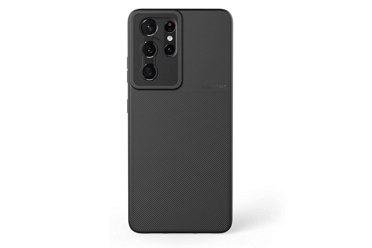 moment case compatible with moment lenses