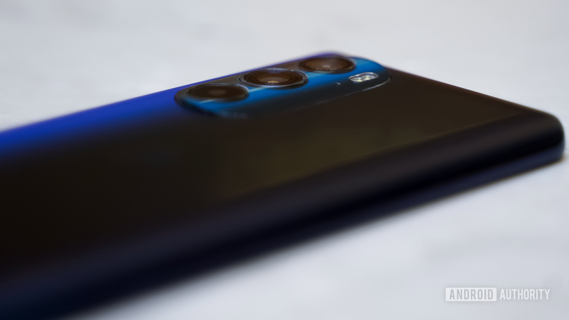 Motorola edge plus 2022 steep camera angle