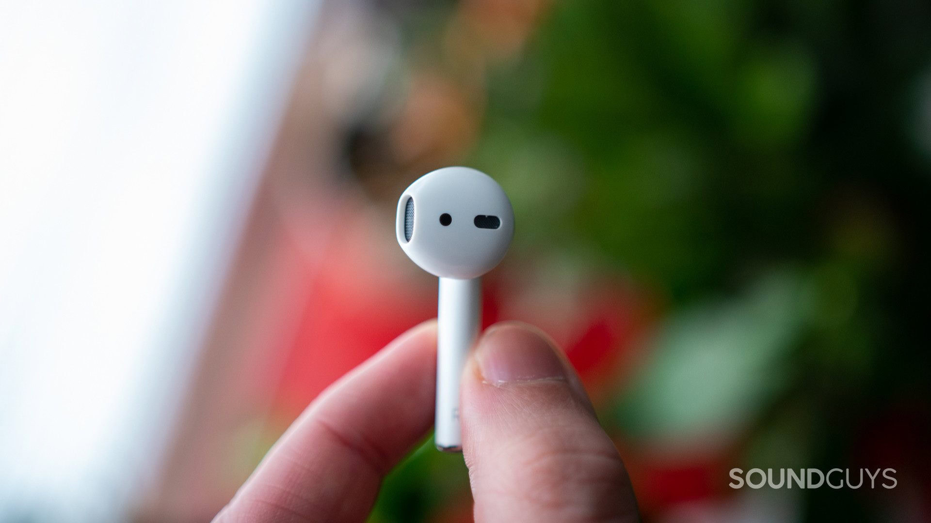 Apple AirPods (2nd generation) one earphone.