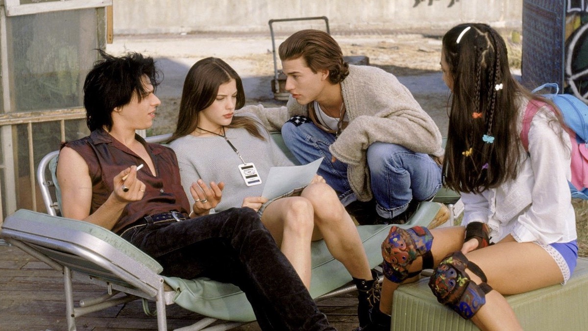 Liv Tyler and other teens in Empire Records - most underrated movies