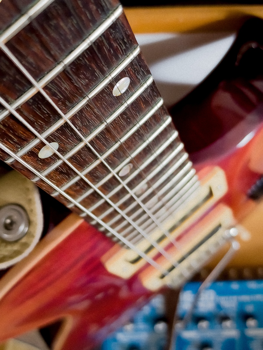 Red guitar macro picture Photoshop Edit