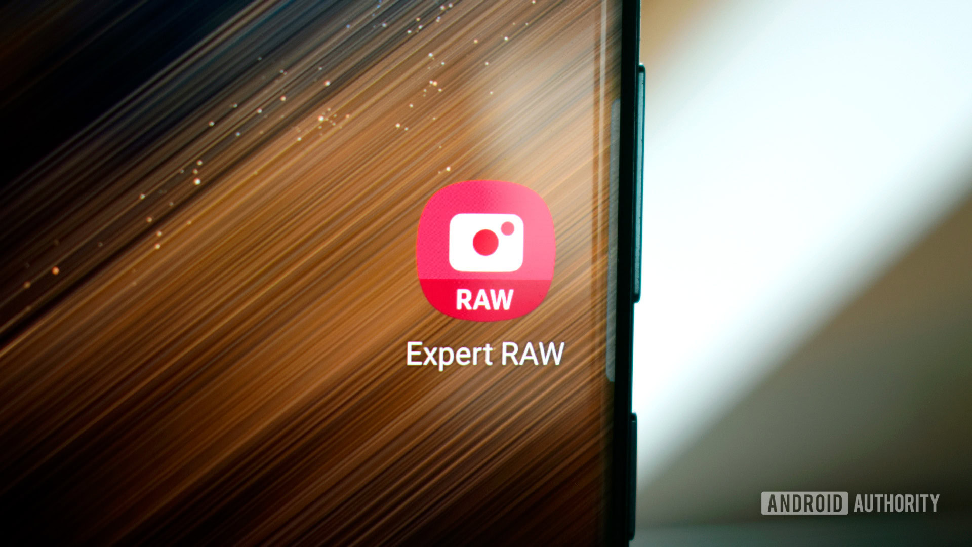 رمز تطبيق Samsung Expert RAW