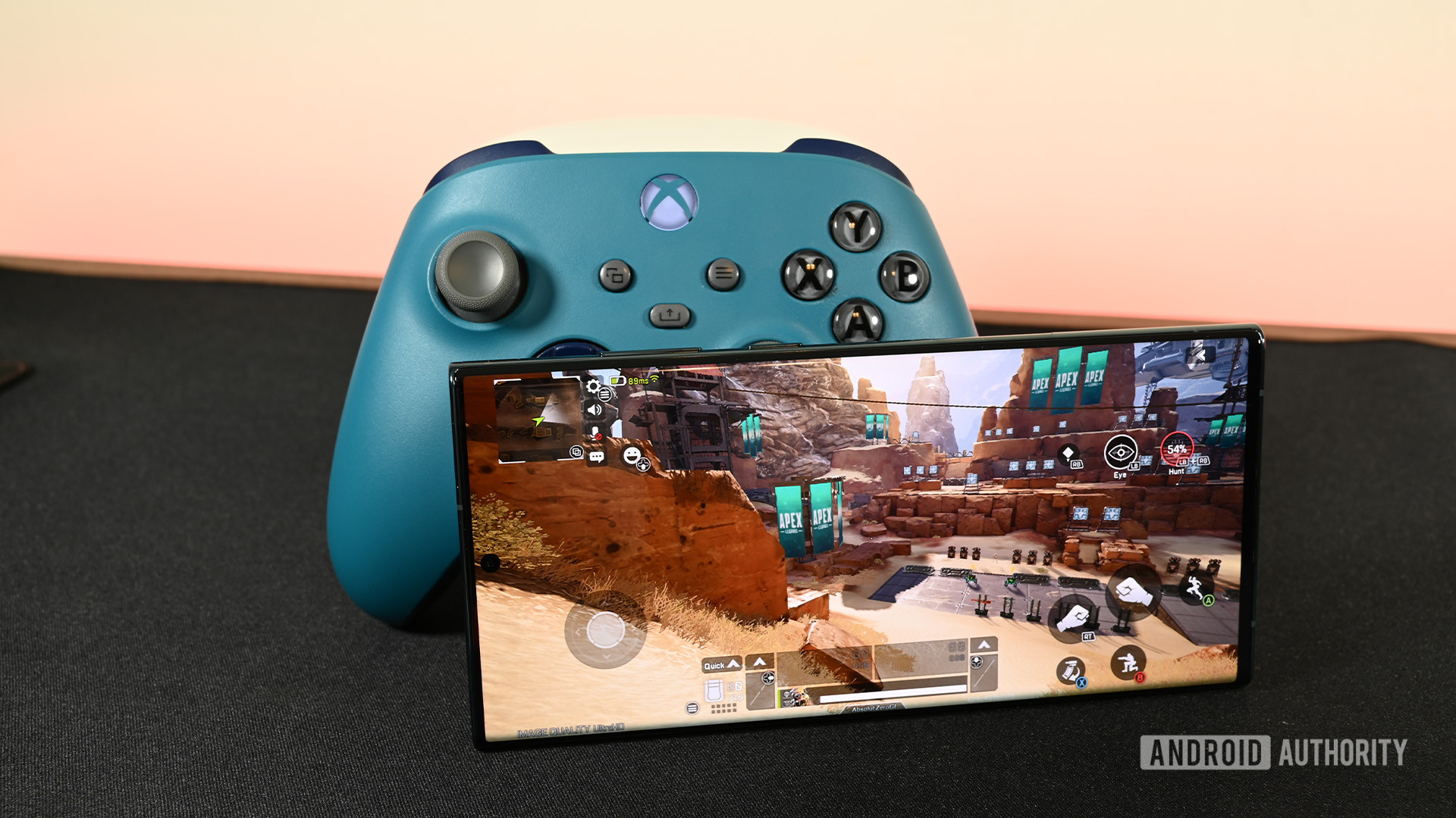 Apex Legends Mobile with Controller