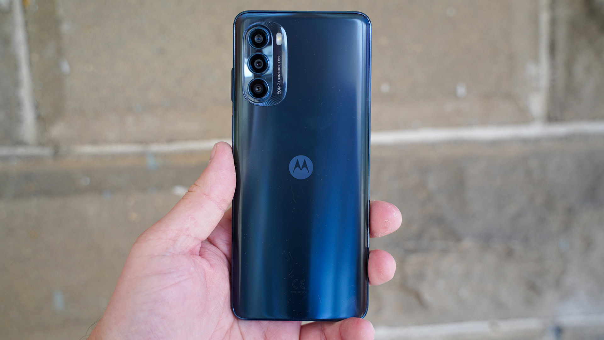 Motorola Moto G Stylus 5G 2022 rear in hand