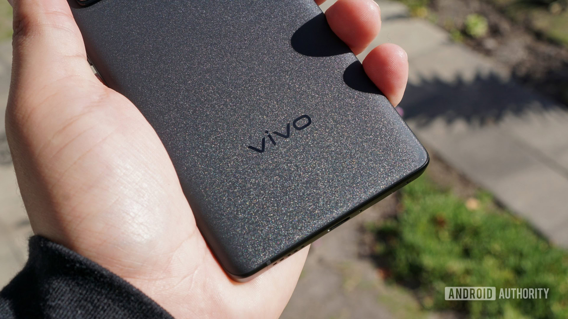 vivo X80 Pro back cover with logo