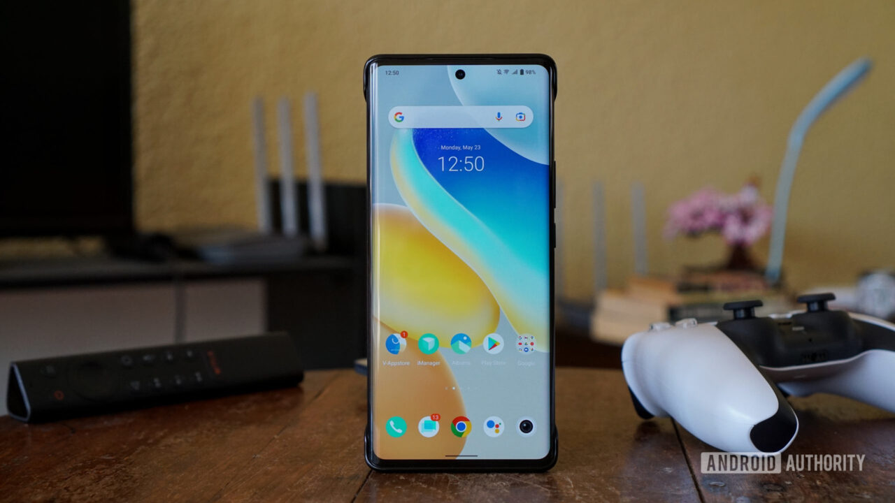 X80 Plus vivo X80 Pro review: vivo's best, (mostly) refined - Android Authority