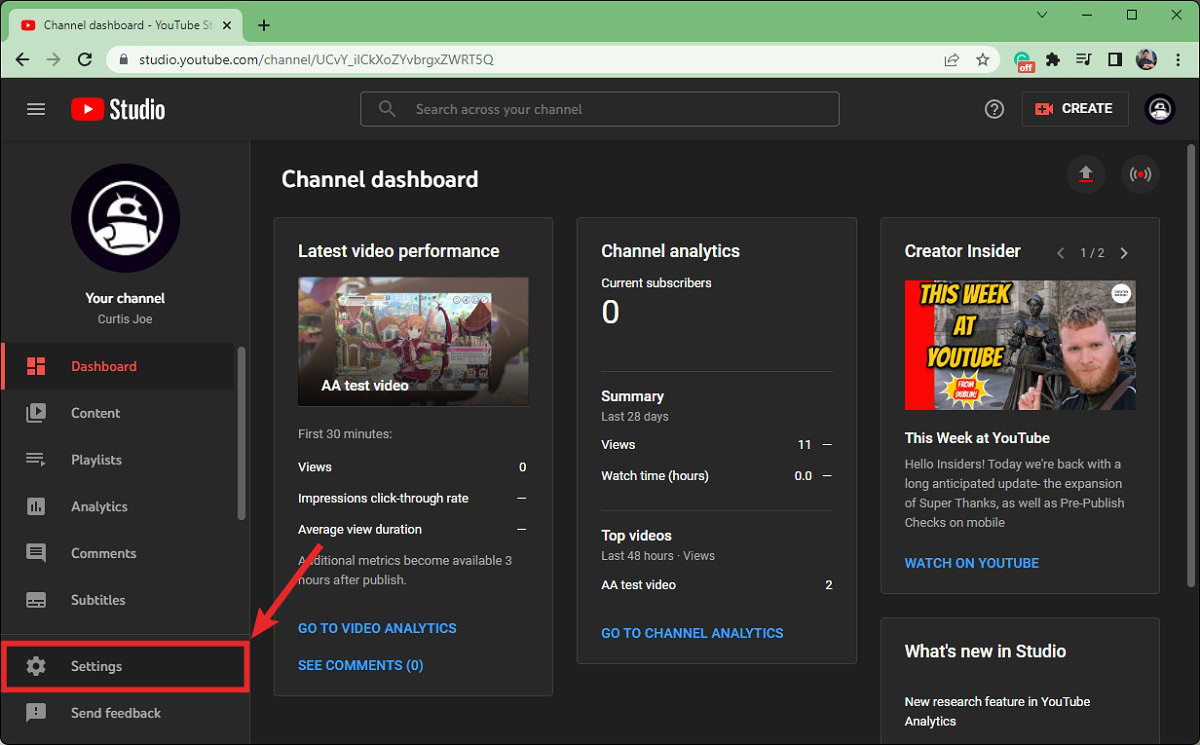 Klik op youtube studio-instellingen