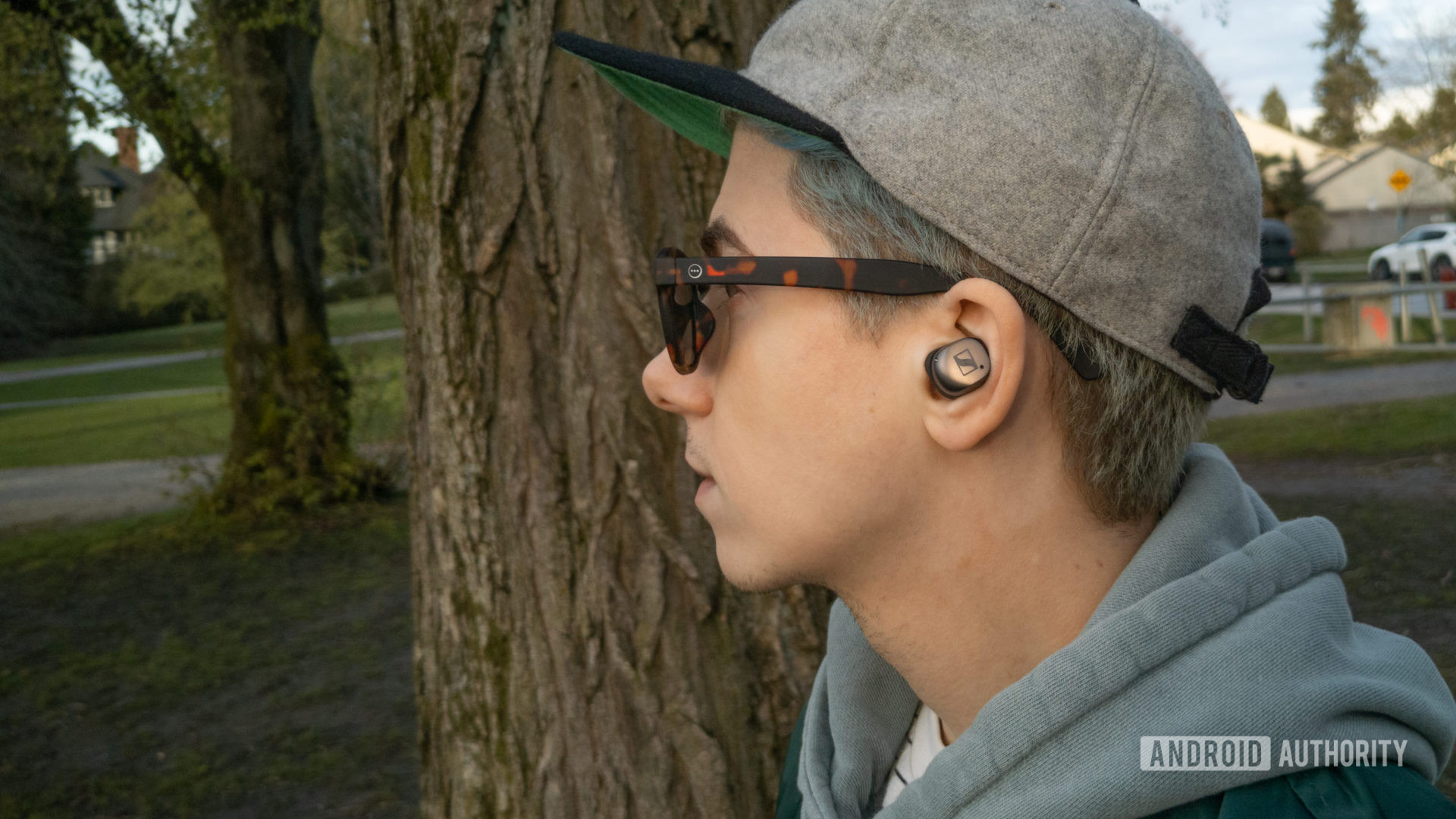 Sennheiser momentum true wireless 3 in ears.