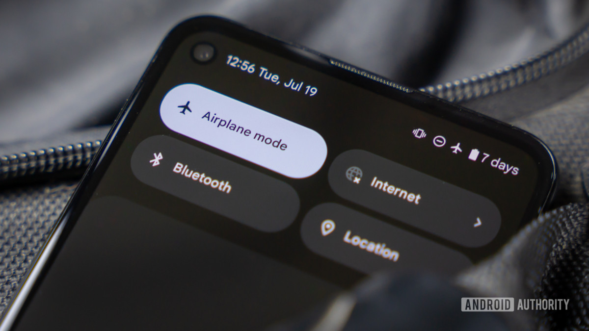 5G on airplanes could possibly well well point out the tip of Airplane Mode thumbnail