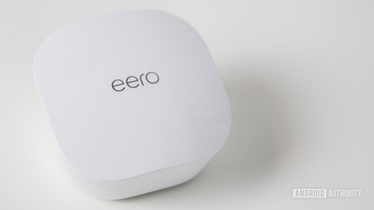 Amazon Eero Mesh Wi Fi System stock photo 3