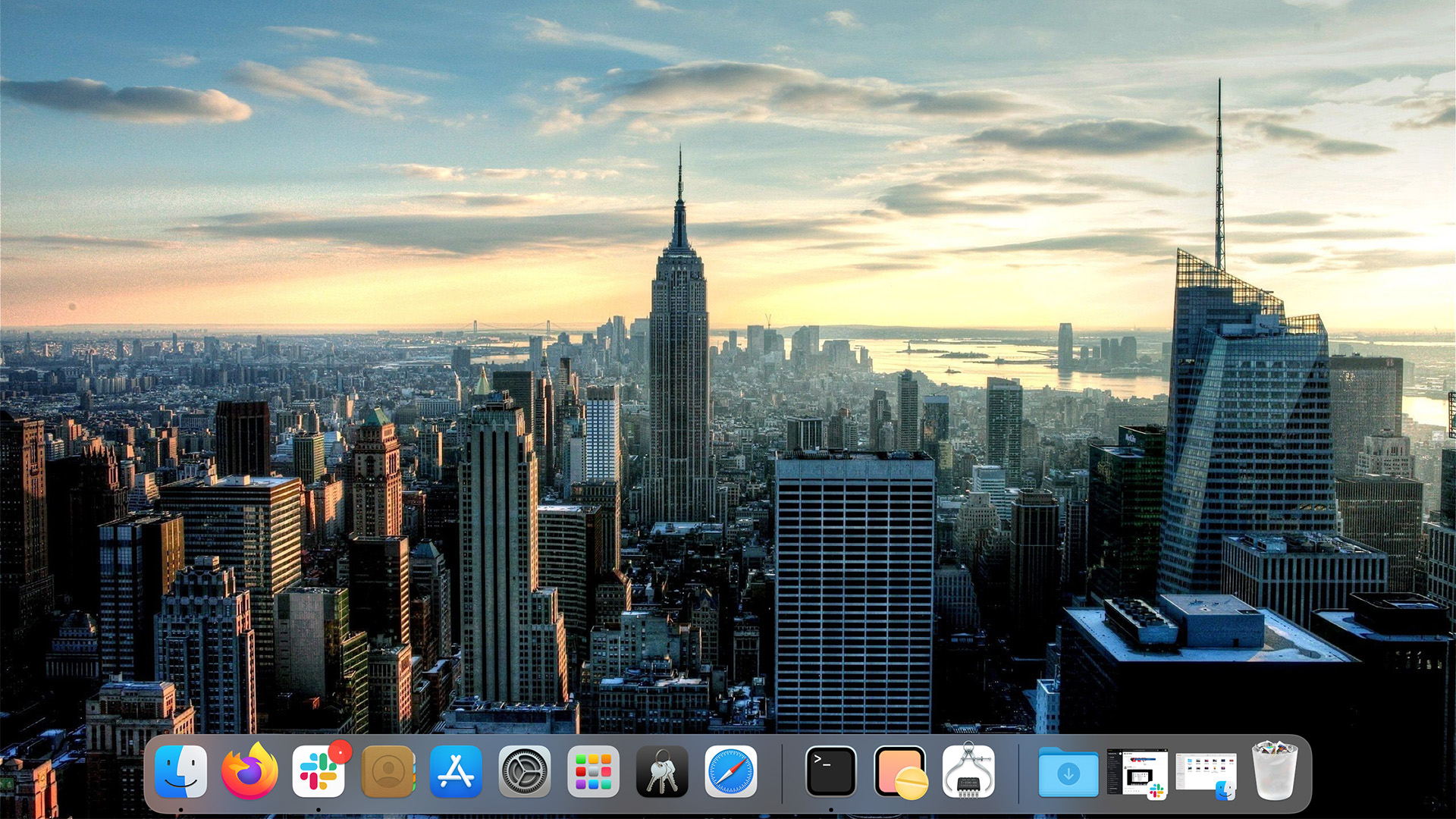 MacBook Air desktop screenshot