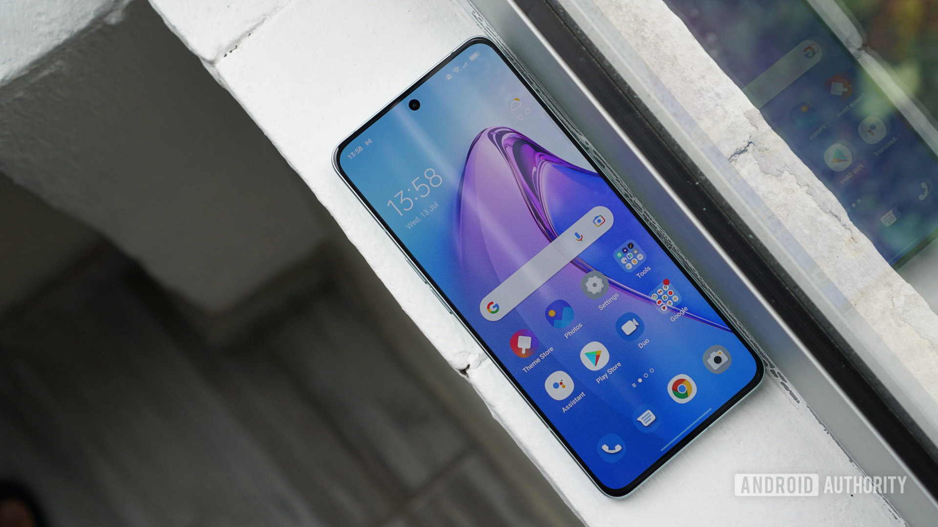 Oppo Reno 8 Pro review: a stylish flat-screen smartphone