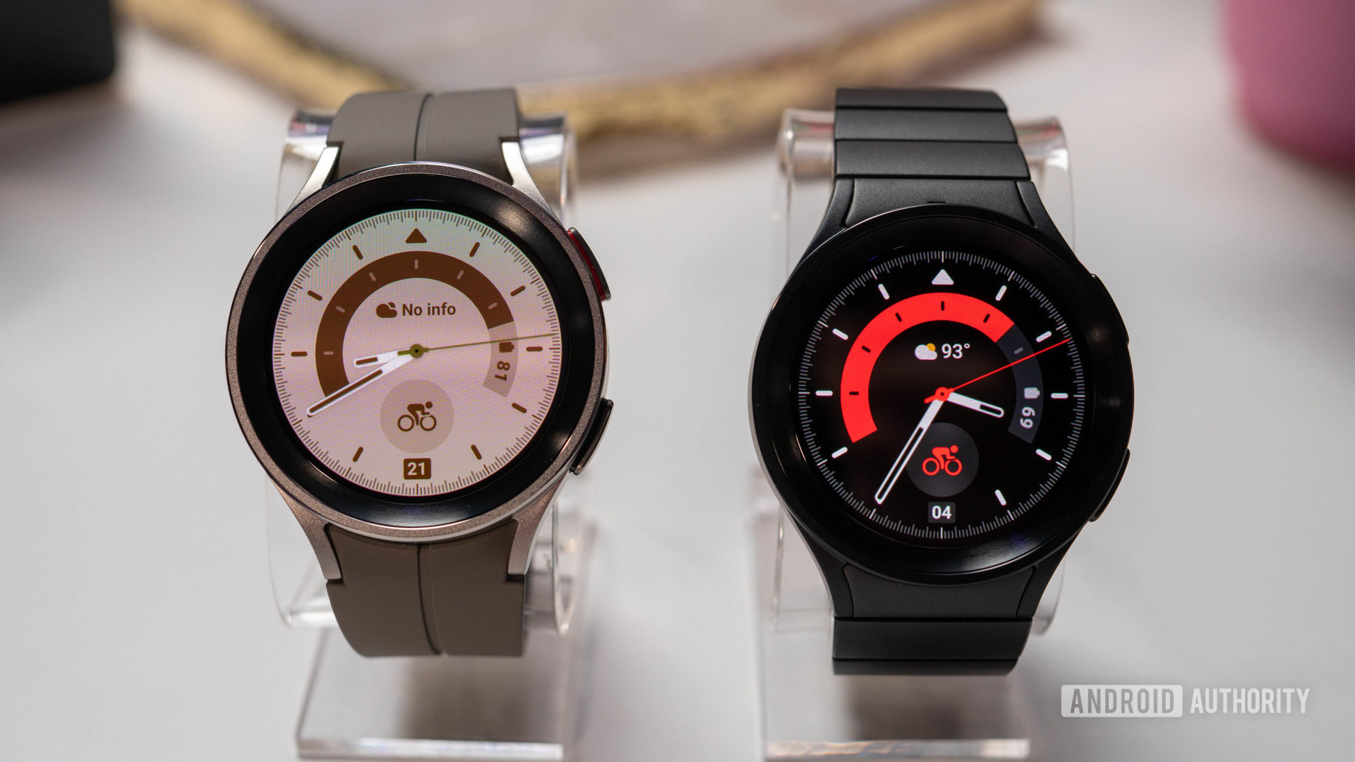 Samsung Galaxy Watch 5 Pro front view in titanium gray and titanium black colors with fluoroelastomer and metal straps