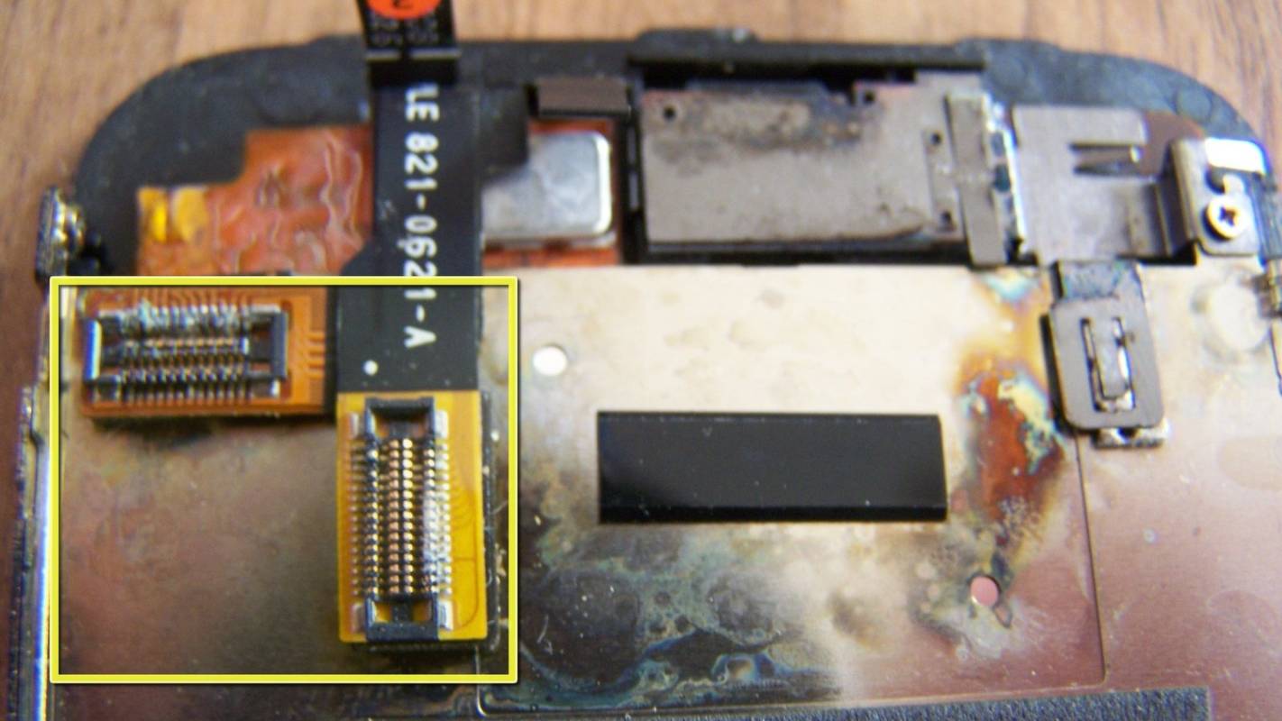 Corrosion of iFixit iPhone