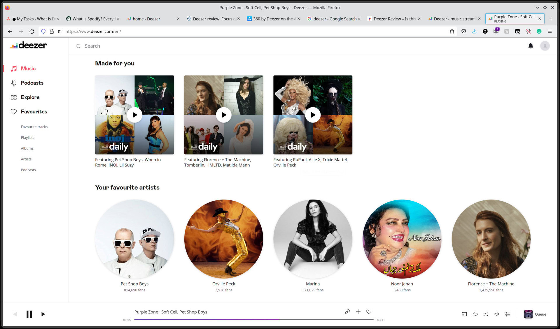 El Deezer "hecho para ti"  Y "tus artistas favoritos"  selecciones curadas.