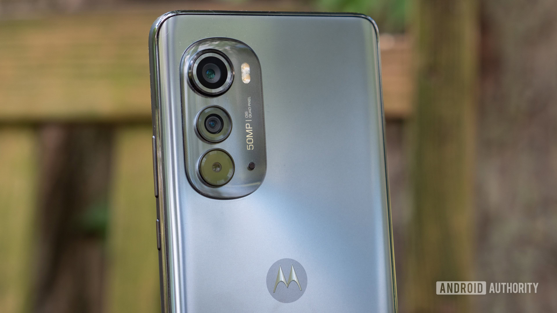 motorola edge 2022 cameras