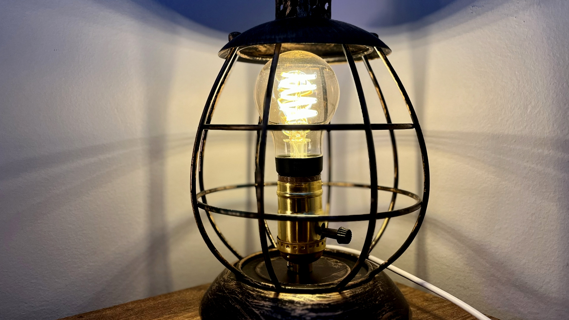 A Philips Hue filament bulb in a lantern