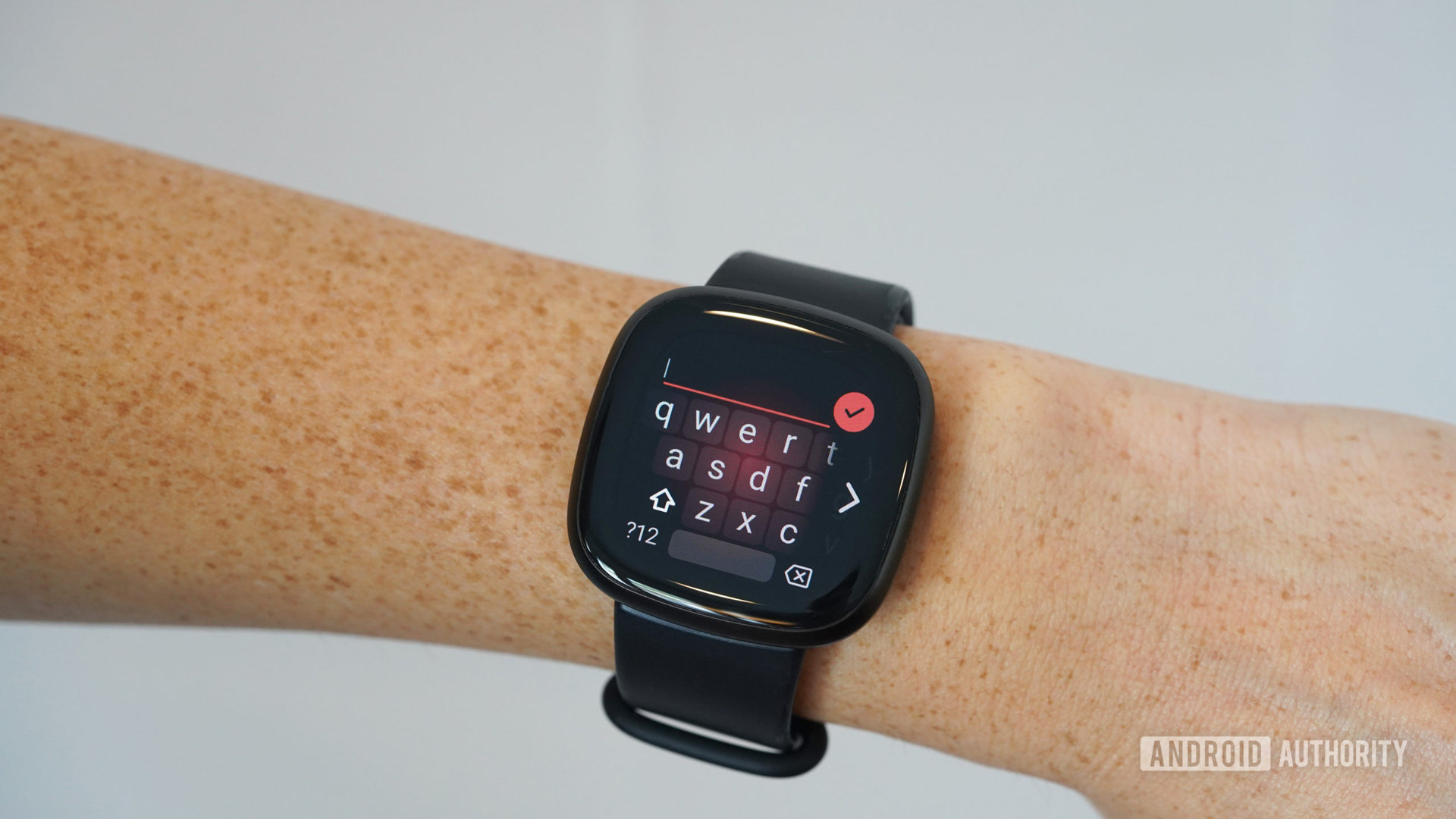 A third-party app, Notes, for Fitbit smartwatches features a QWERTY keyboard.