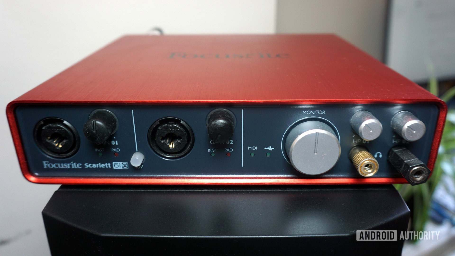 Focusrite Scarlett 6i6 interface