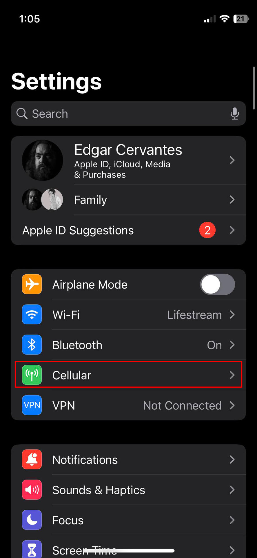 How to access eSIM settings on iPhone 1