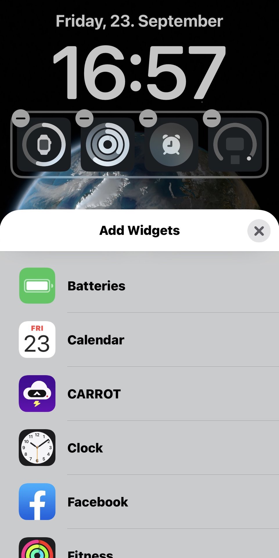ios16 lock screen multiple widgets