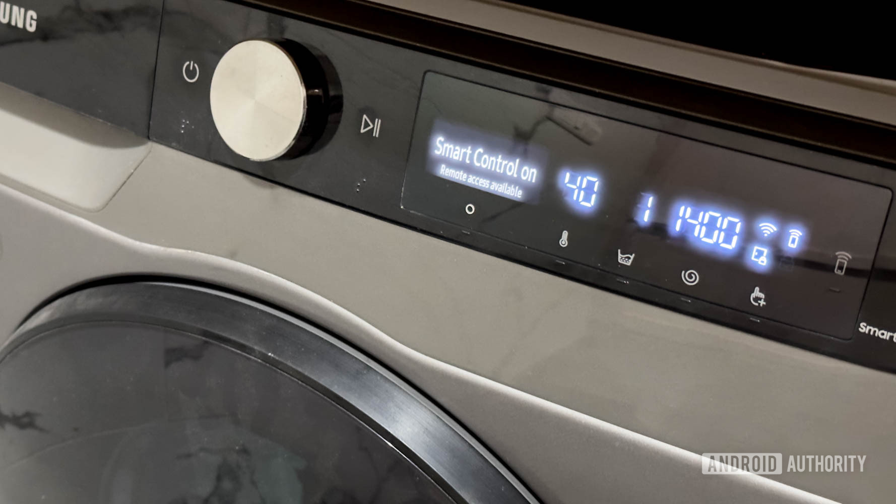 samsung washing machine and dryer showing smart control status