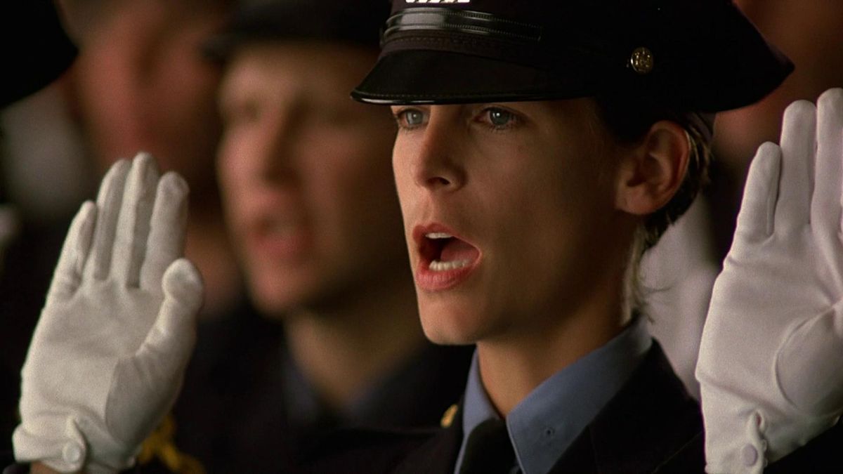 Jamie Lee Curtis is sworn in as a police officer in Blue Steel - best action movies on prime video