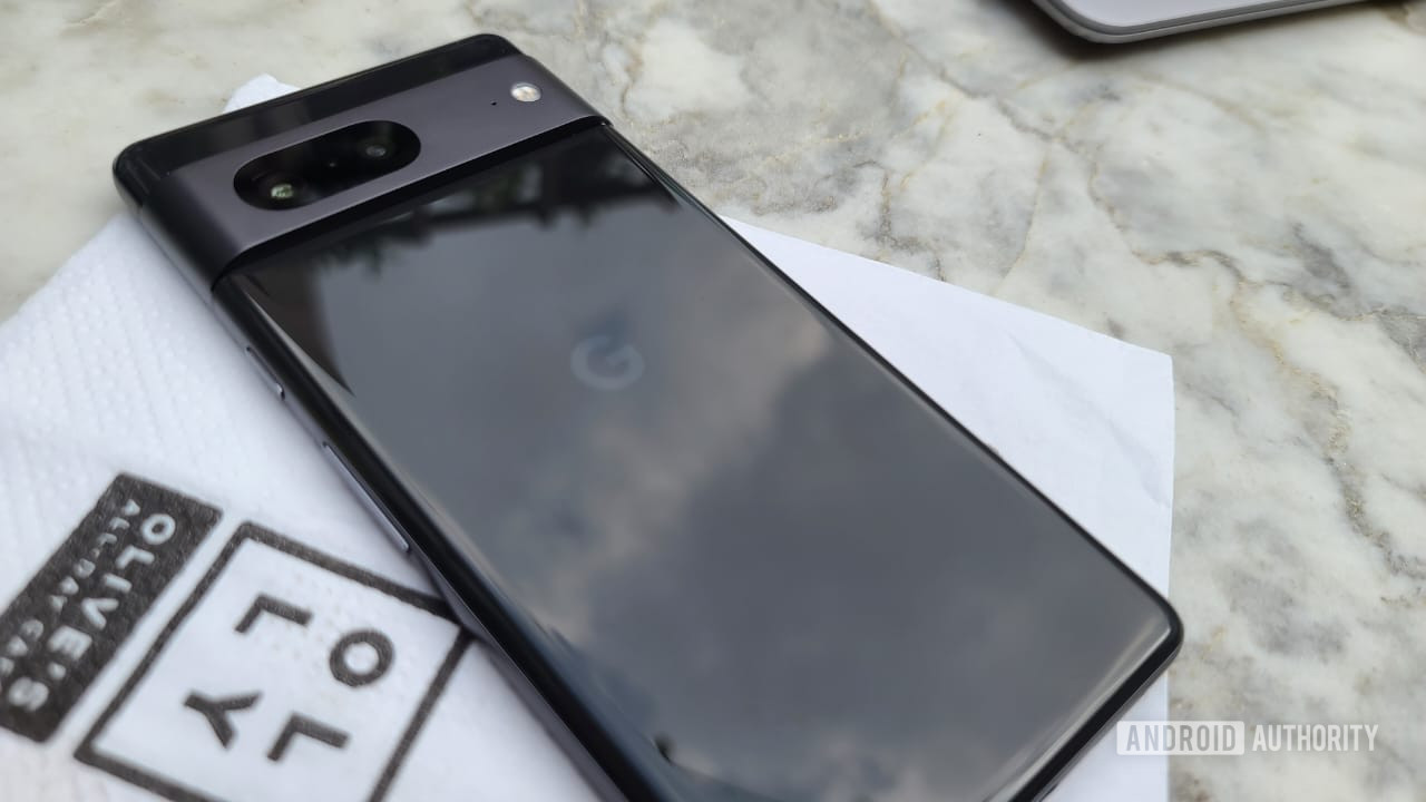 Google Pixel 7 Black on napkin