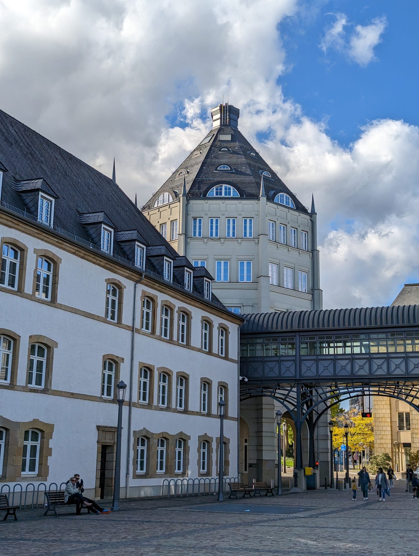 Google Pixel 7 Pro camera samples luxembourg 35