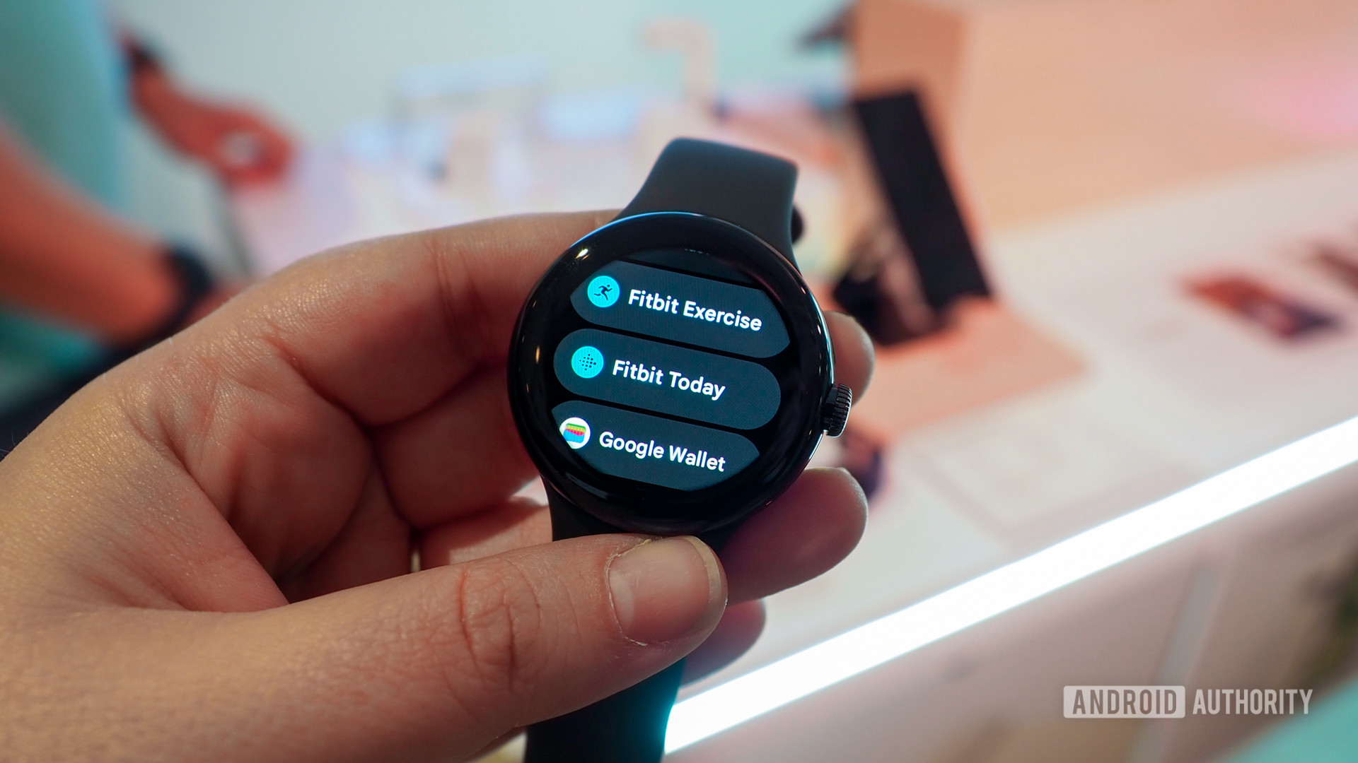 Google Pixel Watch Fitbit apps