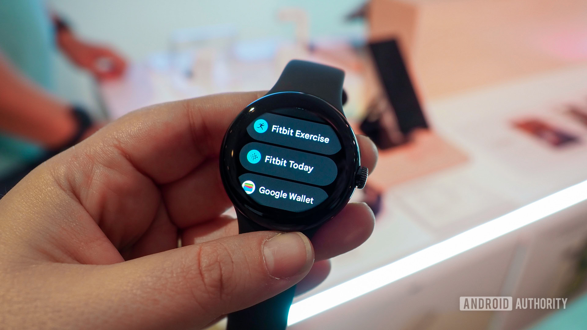 Google Pixel Watch Fitbit apps