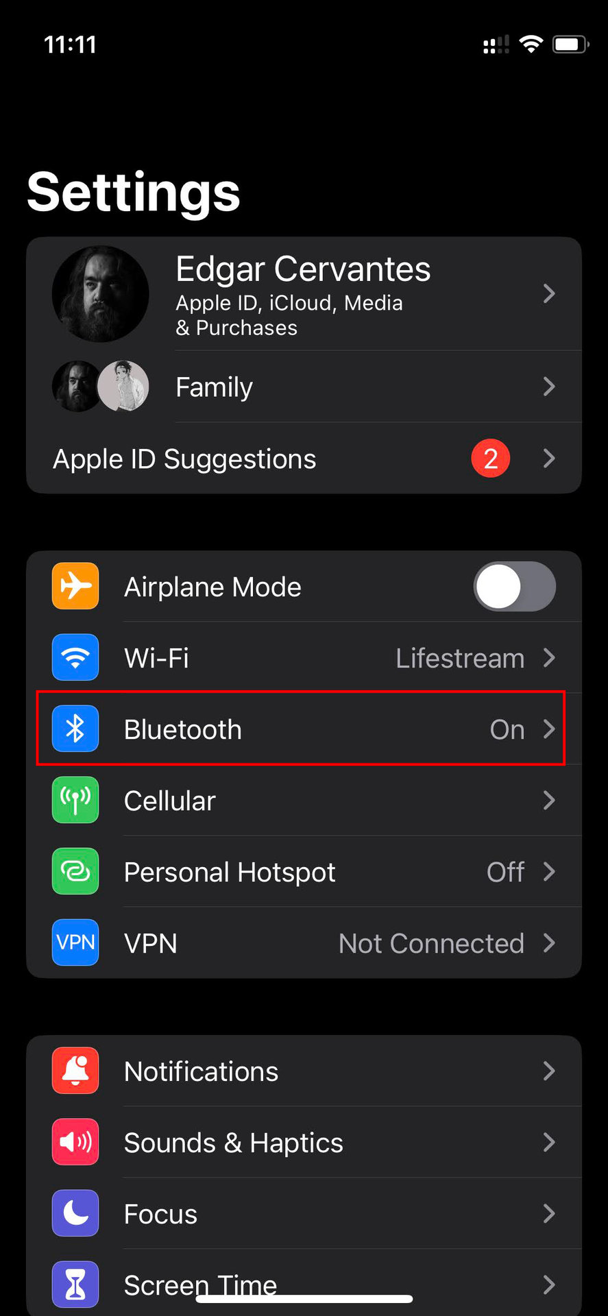 How to pair a Bluetooth device on iOS 1