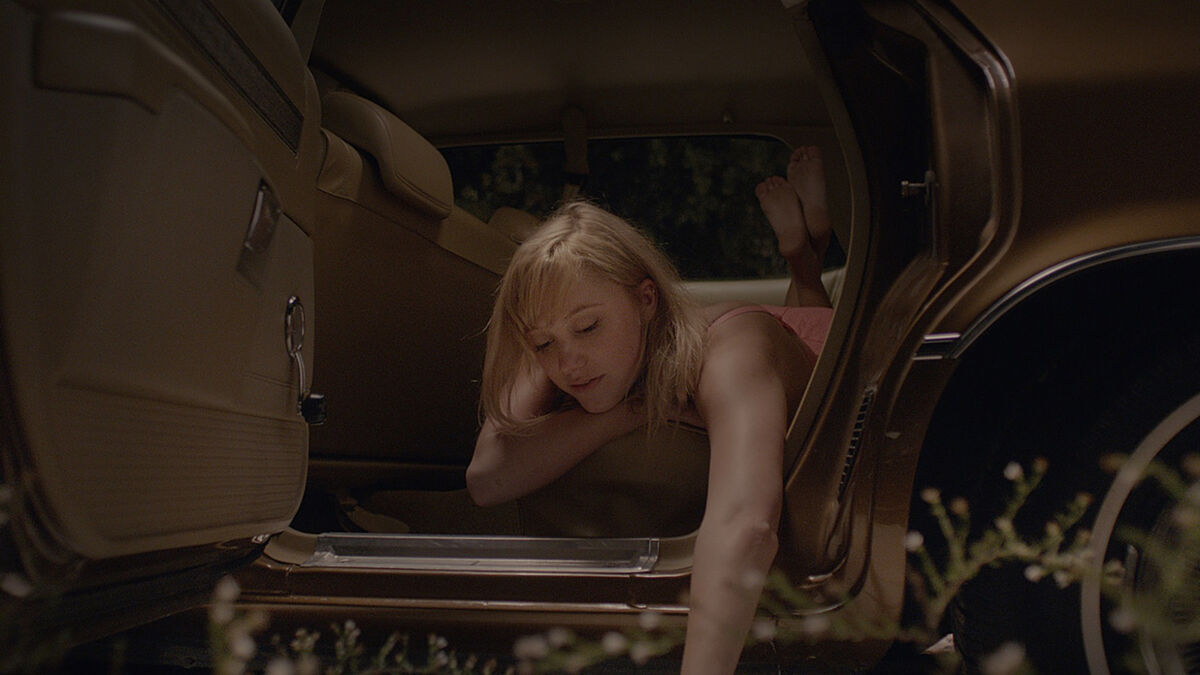 It Follows - best thriller movies on netflix