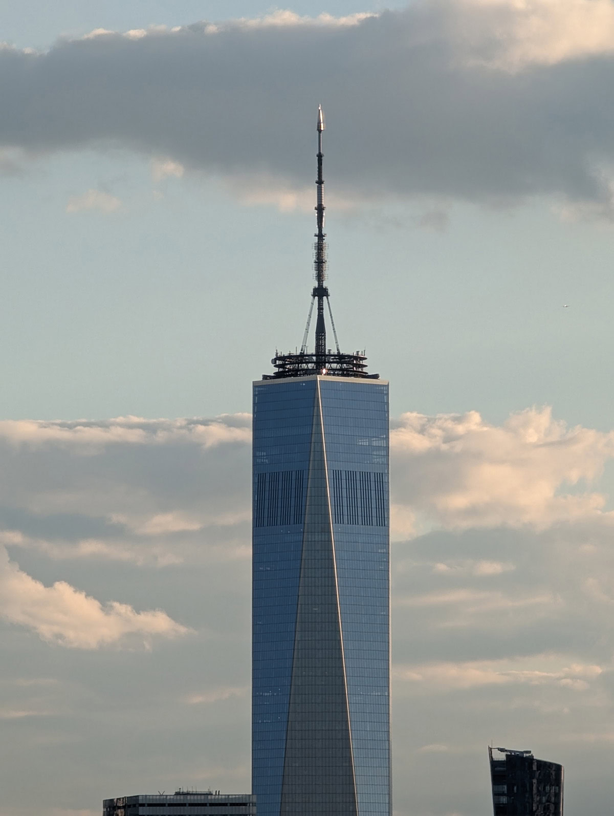 30x zoom of nyc building