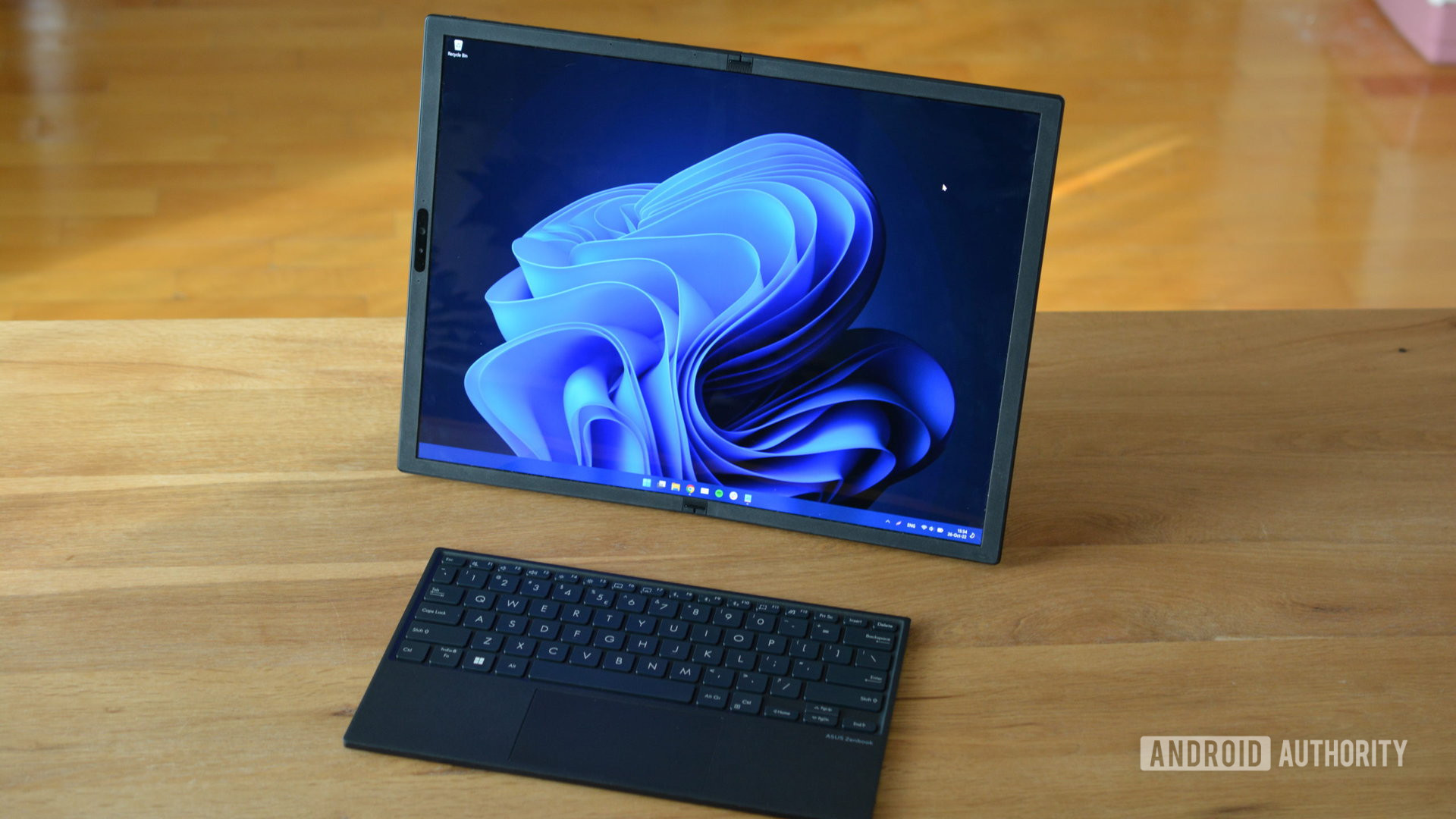 asus zenbook 17 fold foldable screen laptop witj keyboard desktop 24 - The best windows tablets