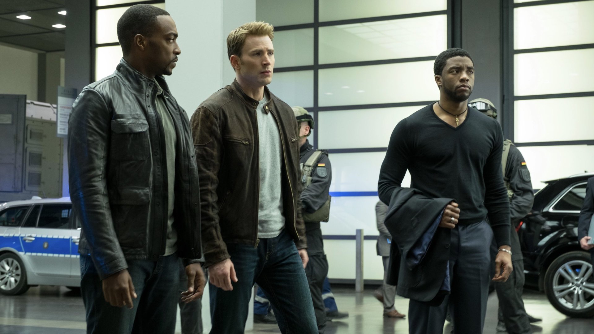 Steve, T'Challa, dan Sam di Captain America Civil War - apa yang harus ditonton sebelum panther hitam 2