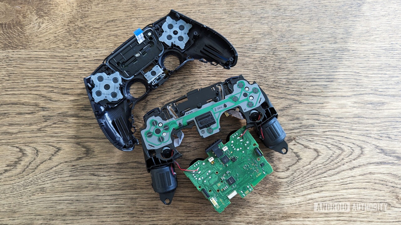 Should you customize your DualSense? Here's how it went for me.