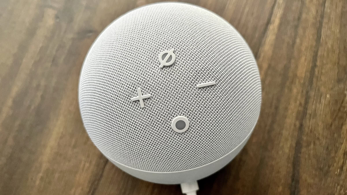 Amazon Echo Dot 5th Gen Review The Only Smart Speaker You Need 