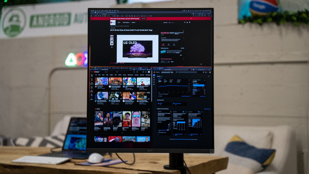 LG DualUp review The perfect monitor for reading and writing?