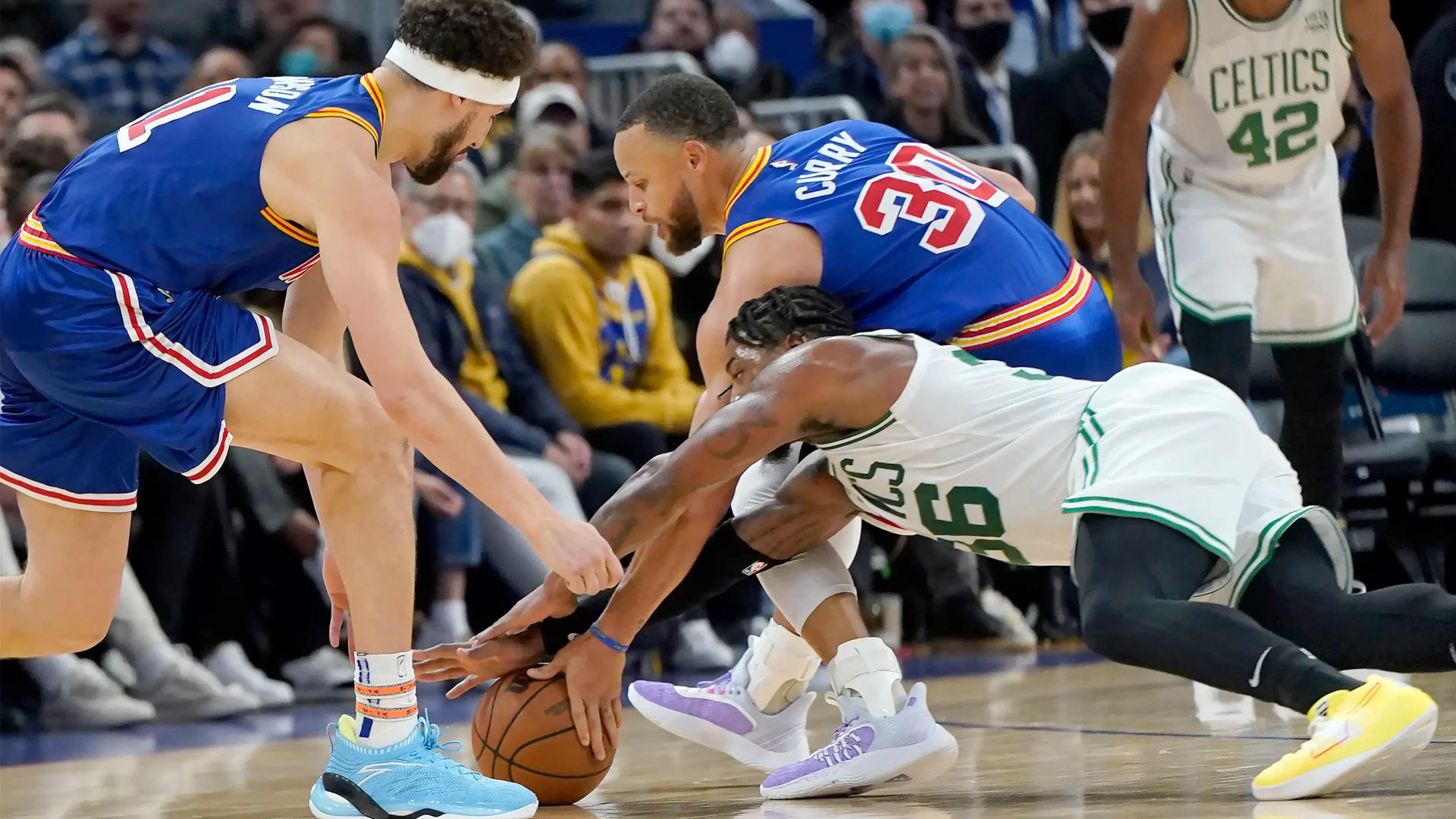 Baloncesto de la NBA con los Warriors y los Celtics