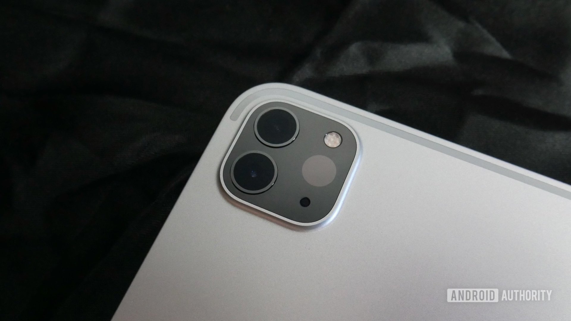 Apple iPad Pro M2 2022 camera